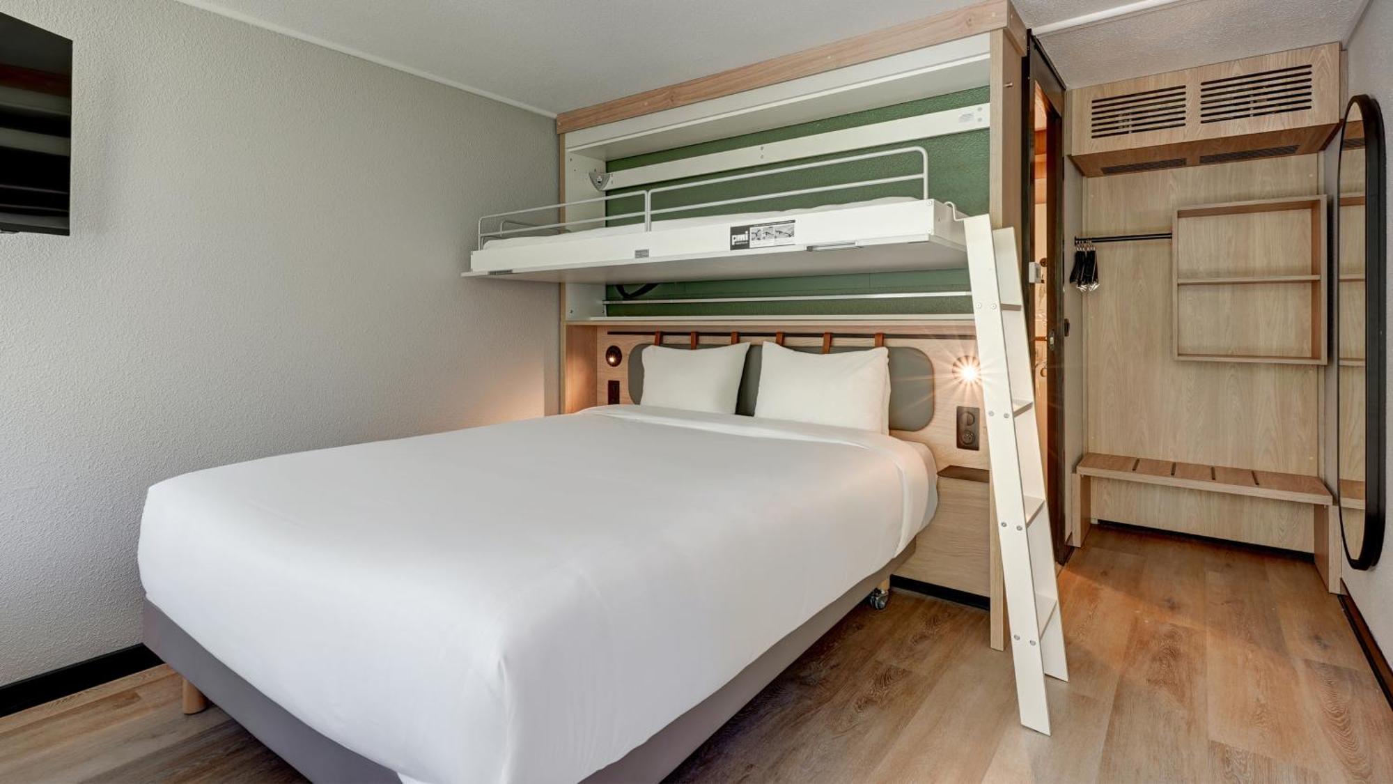 Hotel Campanile Saint Antoine 3*