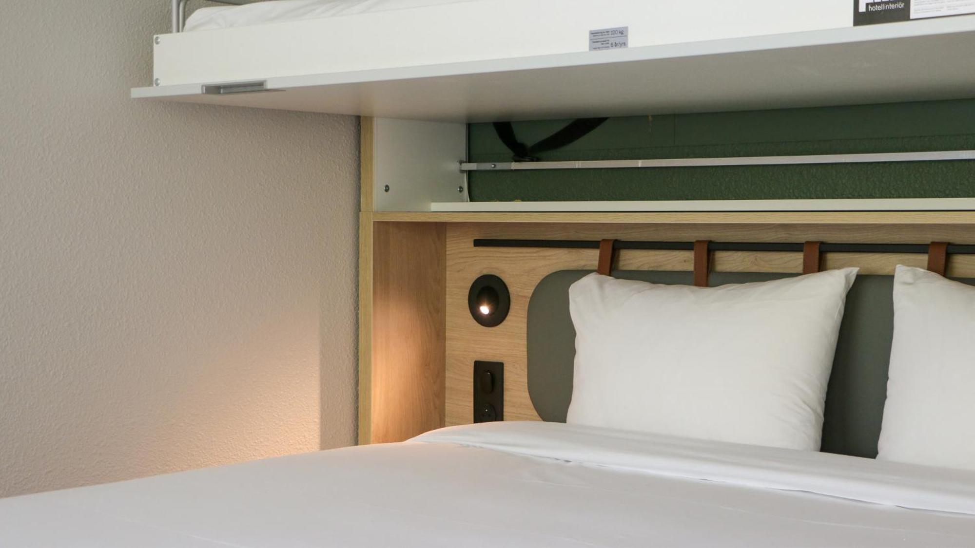 Campanile Saint Antoine Hotel 3*